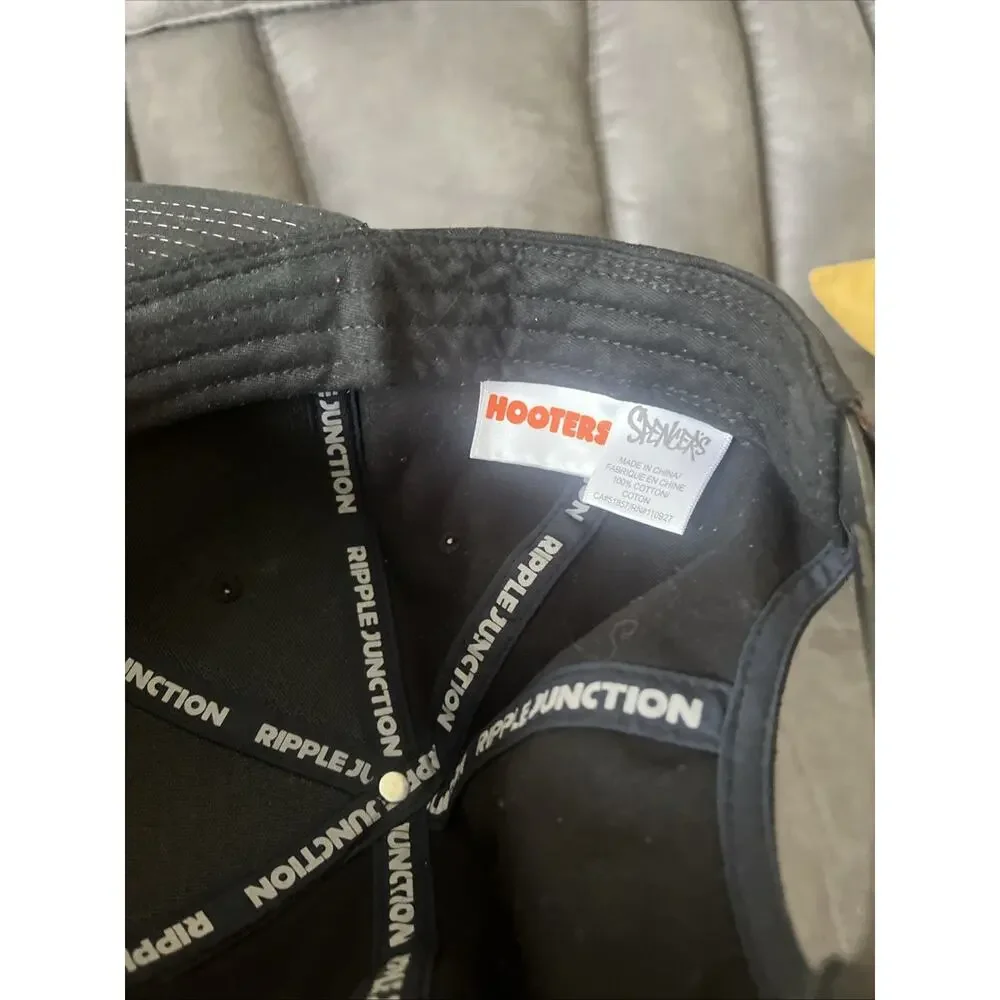 Hooters Snapback Baseball Cap Men's Adjustable Black. Ripple Junction/Spencer’s